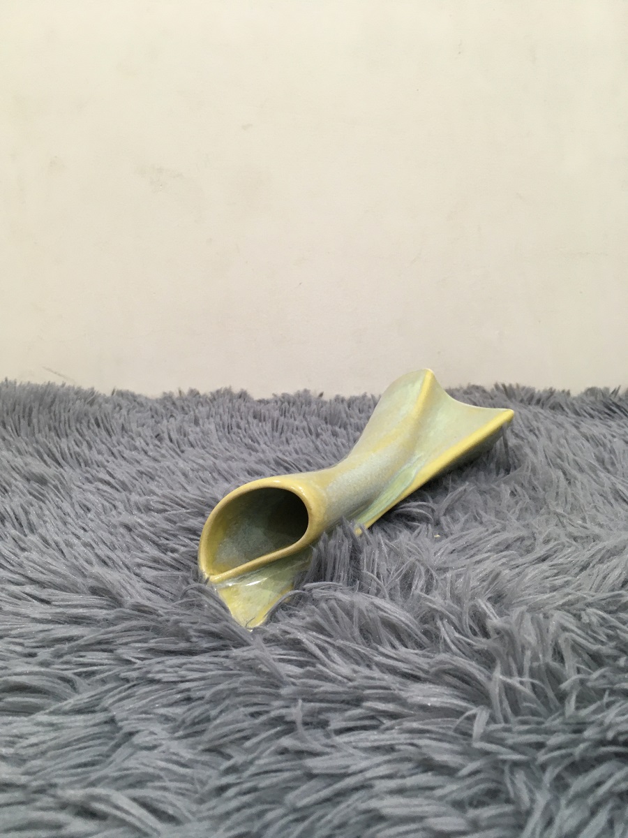 BÌNH HOA XOẮN GÓC 22 CM - GỐM SỨ CƯỜNG PHÁT