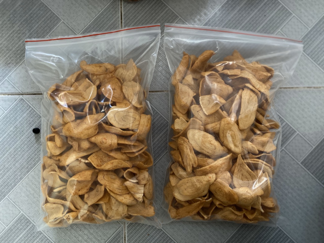 1Kg BÁNH TAI HEO SỐT MẮM ỚT