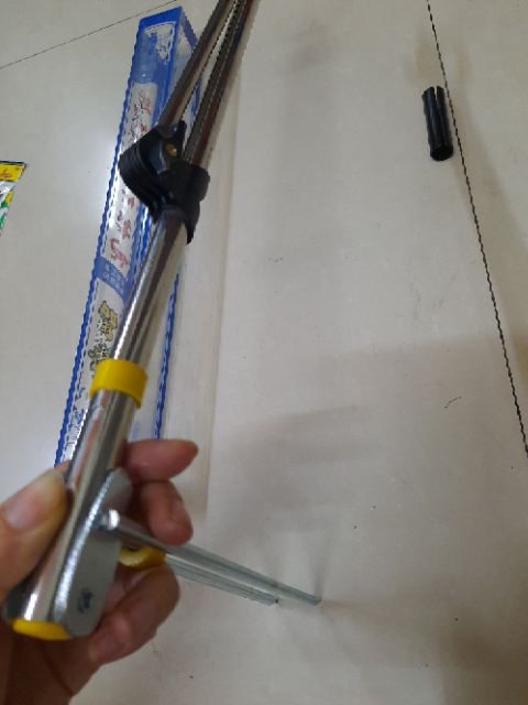 Chống cần câu đơn câu đài 2m1  (xả hàng giảm giá và cam kết bảo hành đổi trả ạ)