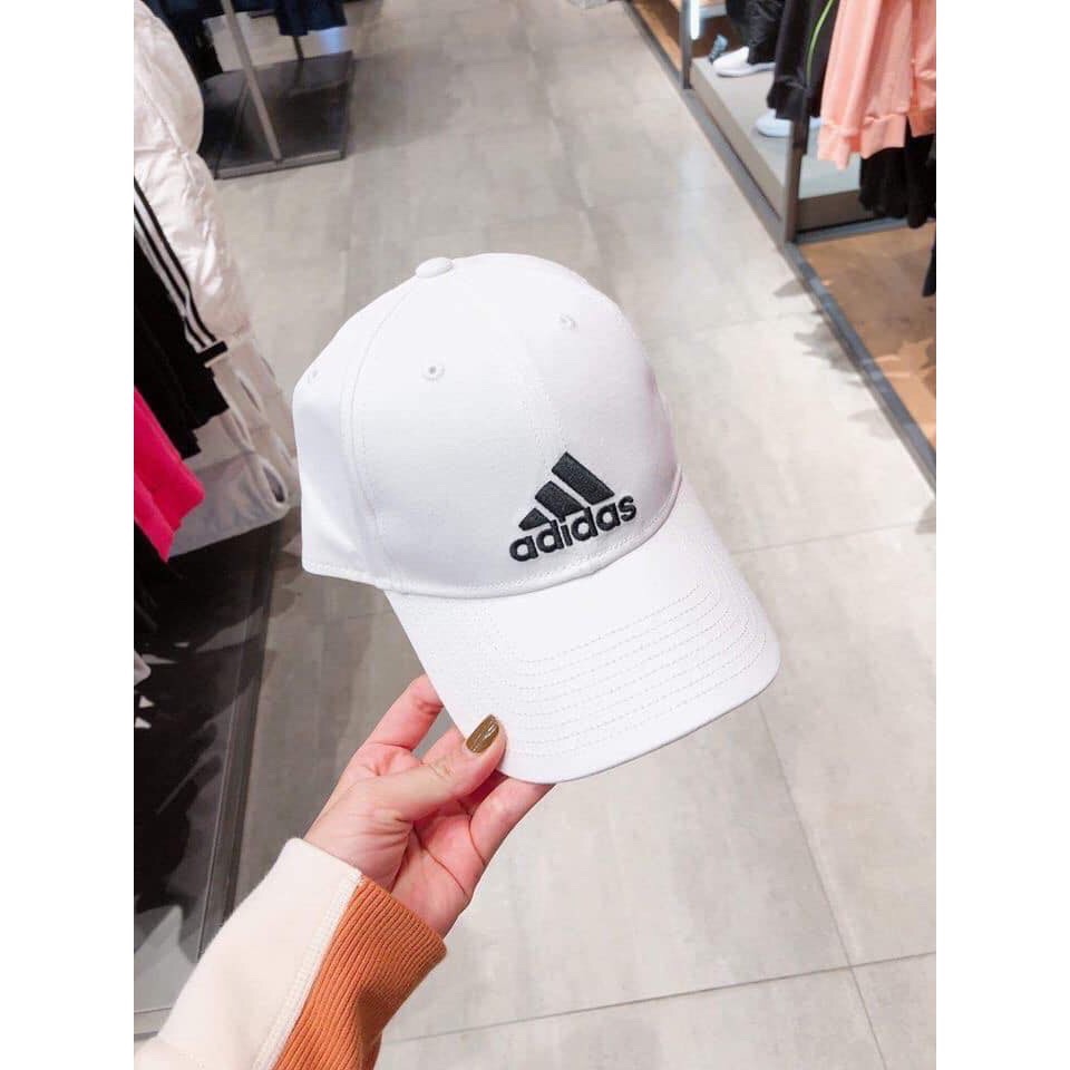 Mũ adidas