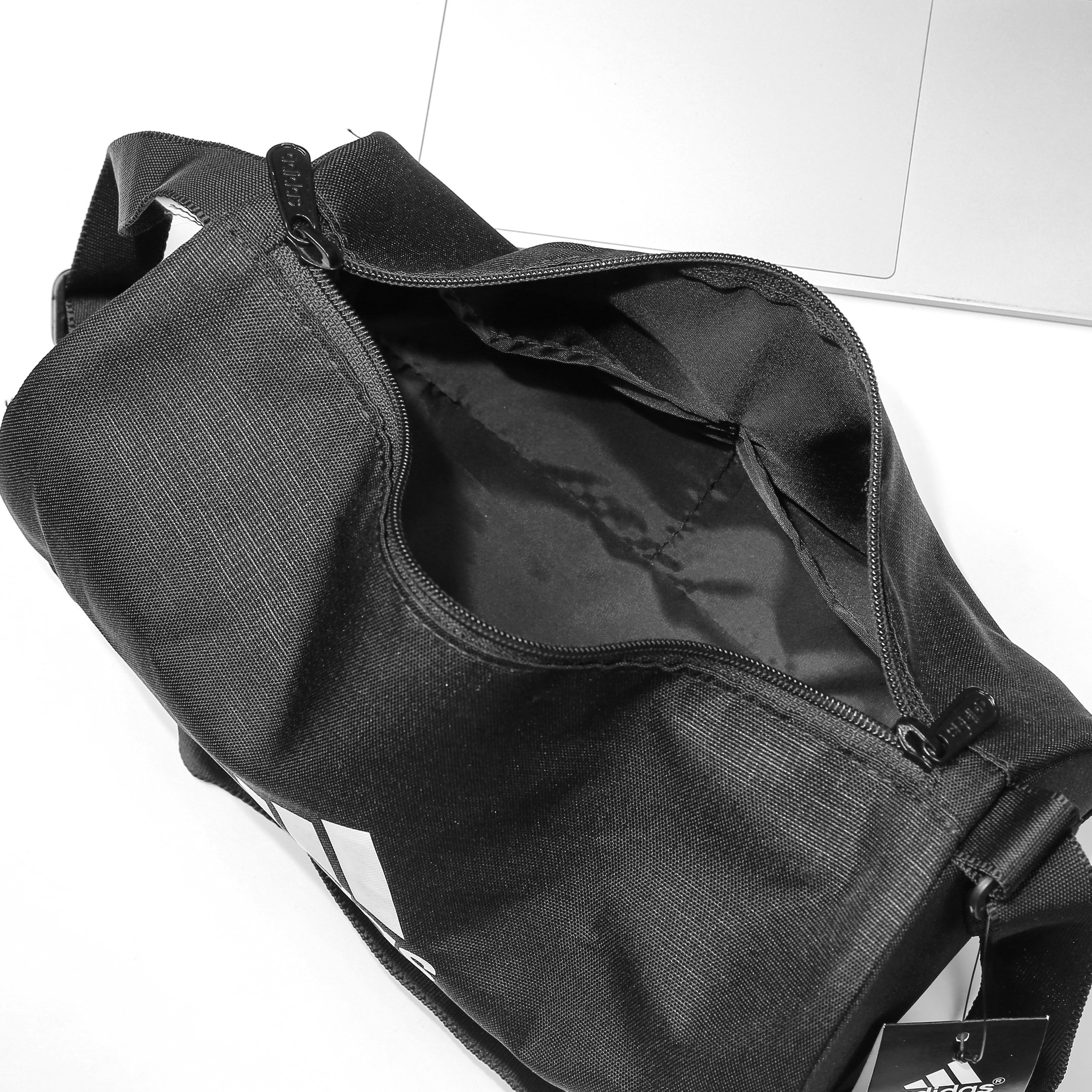 Túi trống  mini duffel bag.