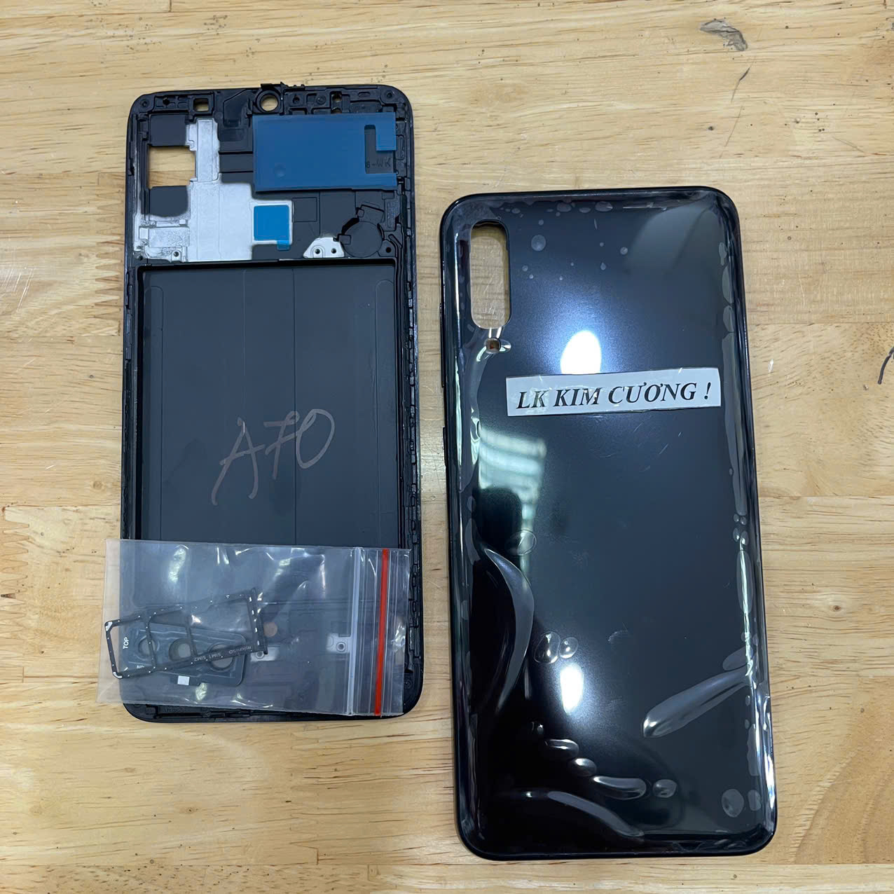 Bộ vỏ samsung a70