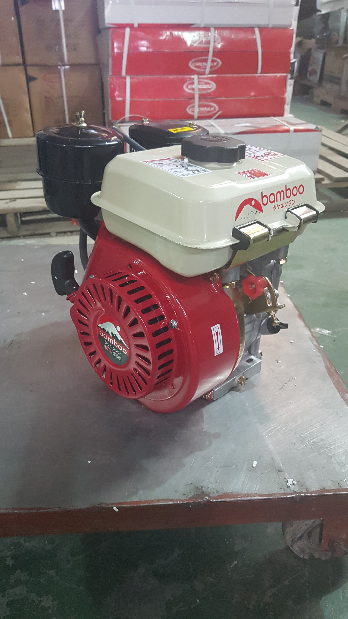 Động cơ nổ dầu Diesel BmB DGX 200