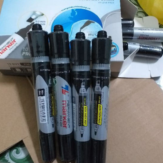 (Hộp 10 bút DẠ TO ) bút lông dầu THIÊN LONG PM09