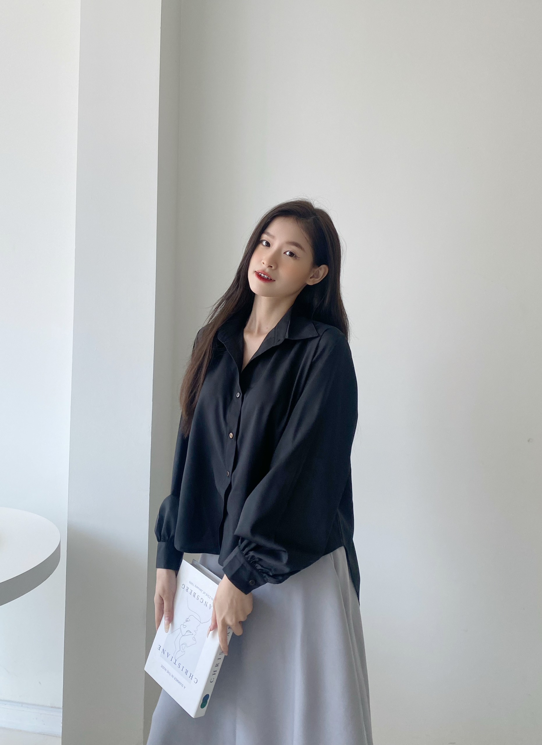 Yu cherry | áo sơ mi nữ tay bồng đuôi cá freesize basic shirt ya432