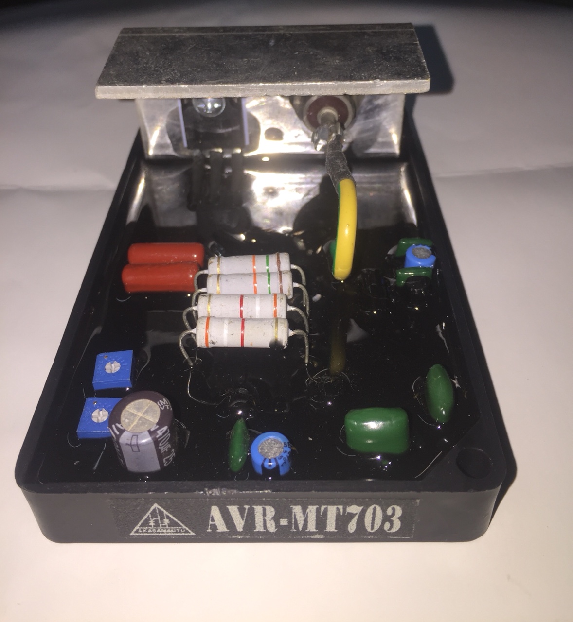 Điều chỉnh điện áp máy phát điện AVR-MT703 ( aksamautu )