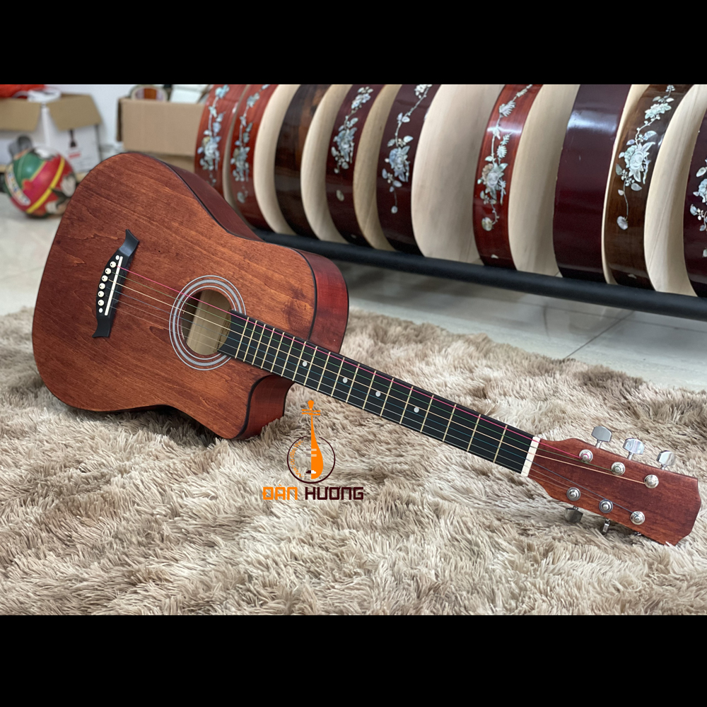 Đàn guitar giá rẻ