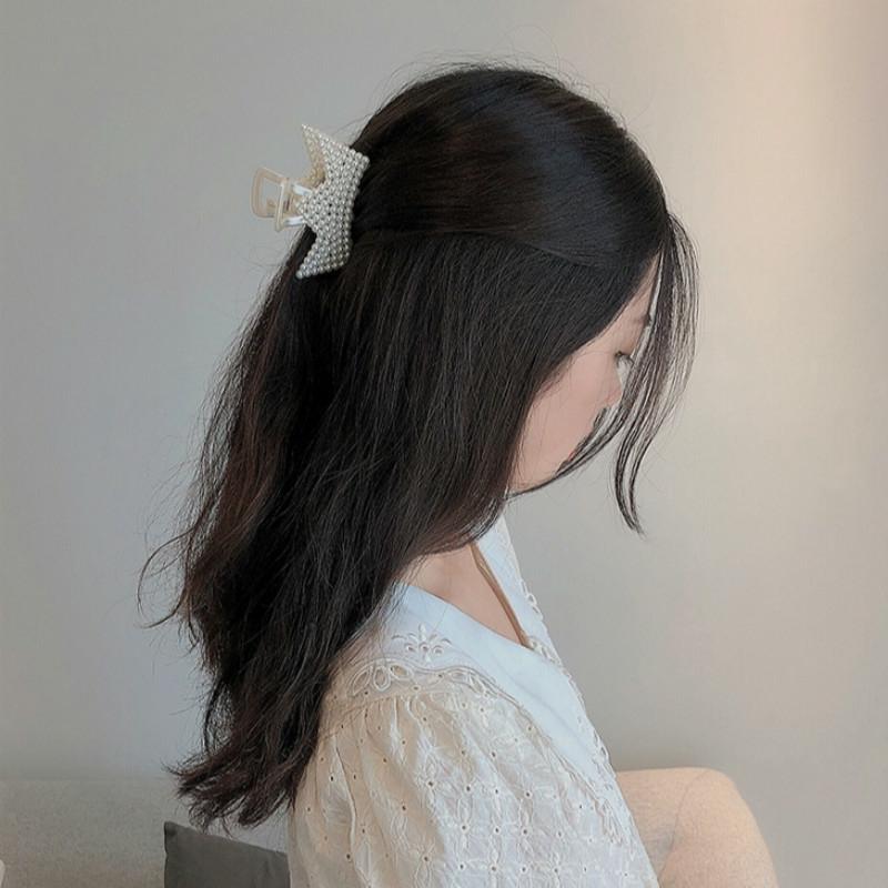 KẸP GẤP TÓC NGỌC TRAI THANH LỊCH