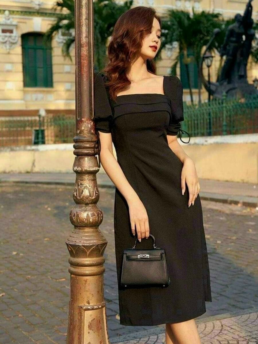 Đầm cổ vuông viền 2 màu
