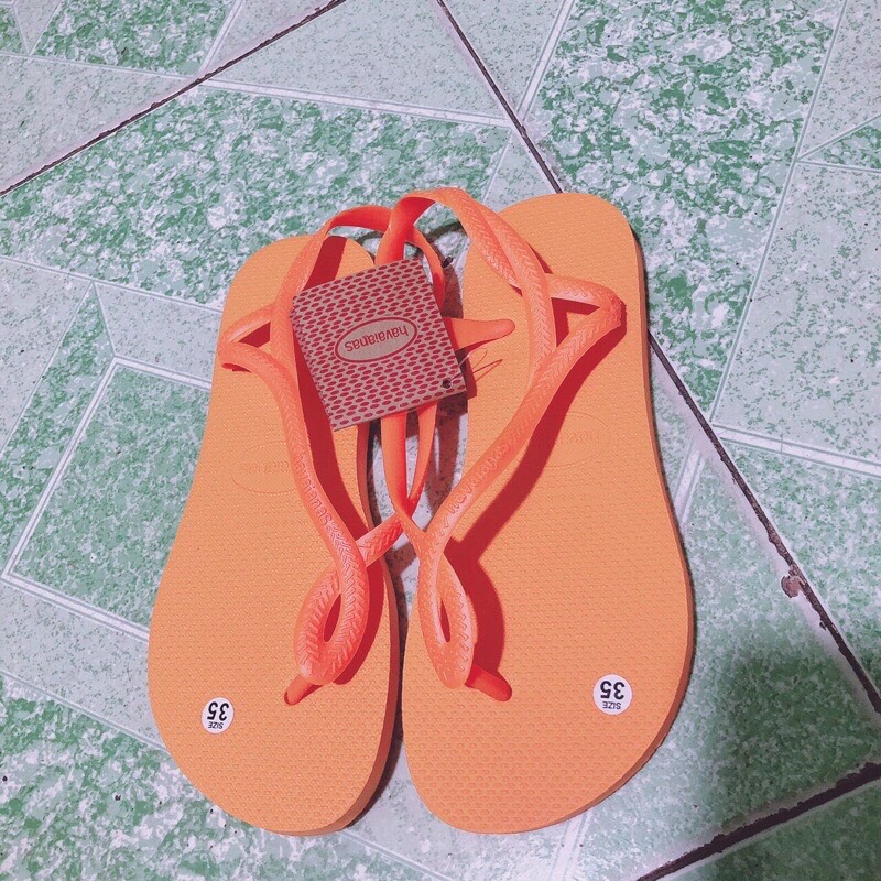 Sandal đi biển cực hot