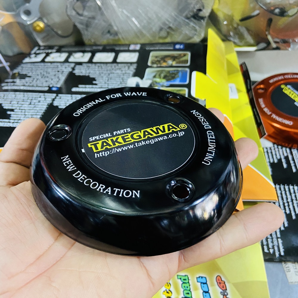 Ốp lốc nồi xe máy, nắp chụp lốc nồi 3 lỗ gắn xe WAVE, WAVE ANPHA, WAVE thái, SUPER DREAM (màu đen)