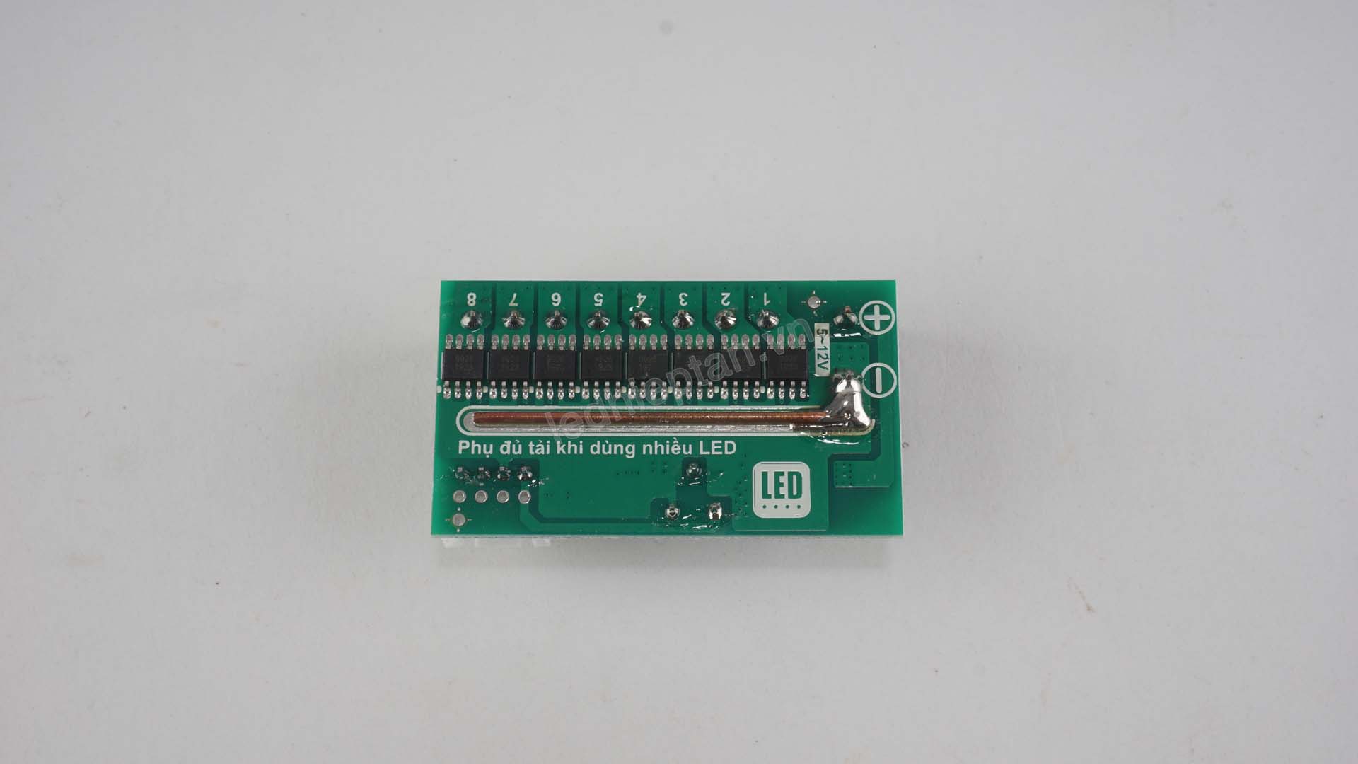 Mạch Điều Khiển Led Vẫy 8 kênh 6A