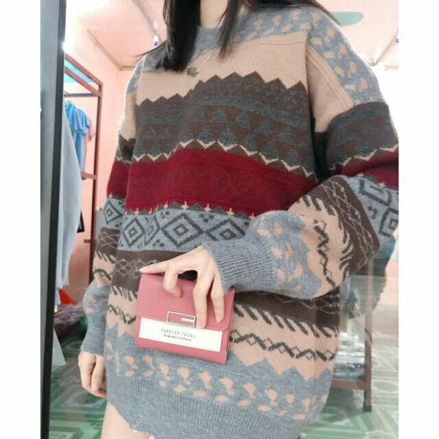Áo len thổ cẩm. Ảnh thật shop tự chụp.