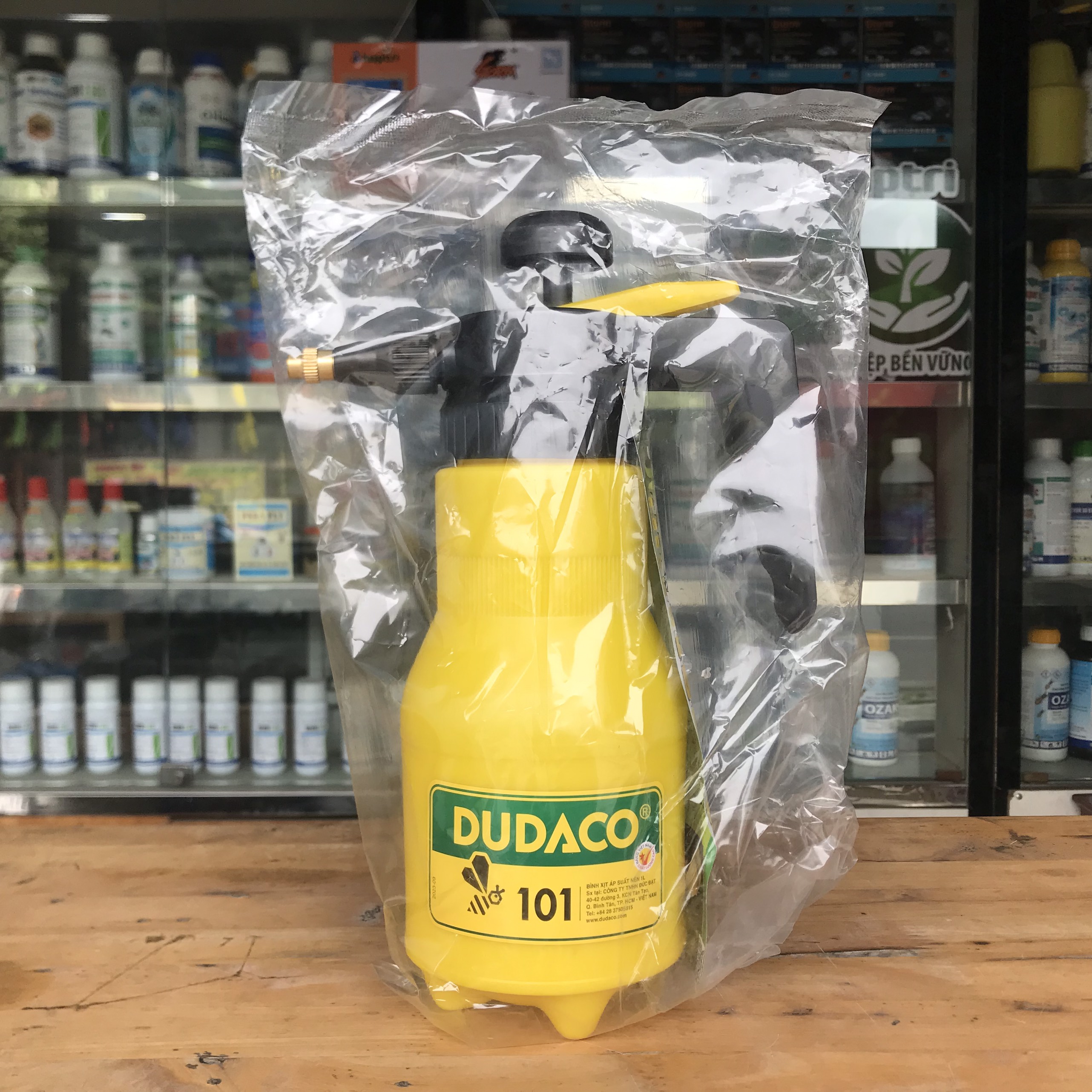 Bình xịt cầm tay DUDACO 1 lít, 2 lít