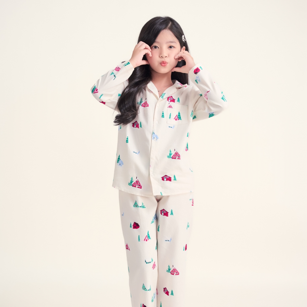 [Mua 3 giảm 20%, mua 2 giảm 15%] Bộ piijama dài tay, chất liệu kate họa tiết đặc trưng NOEL cho bé SDK011W12