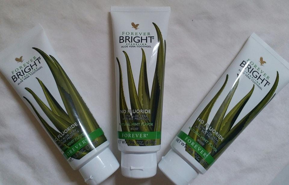 [HCM]KEM ĐÁNH RĂNG LÔ HỘI Forever Bright Toothgel (130ml)