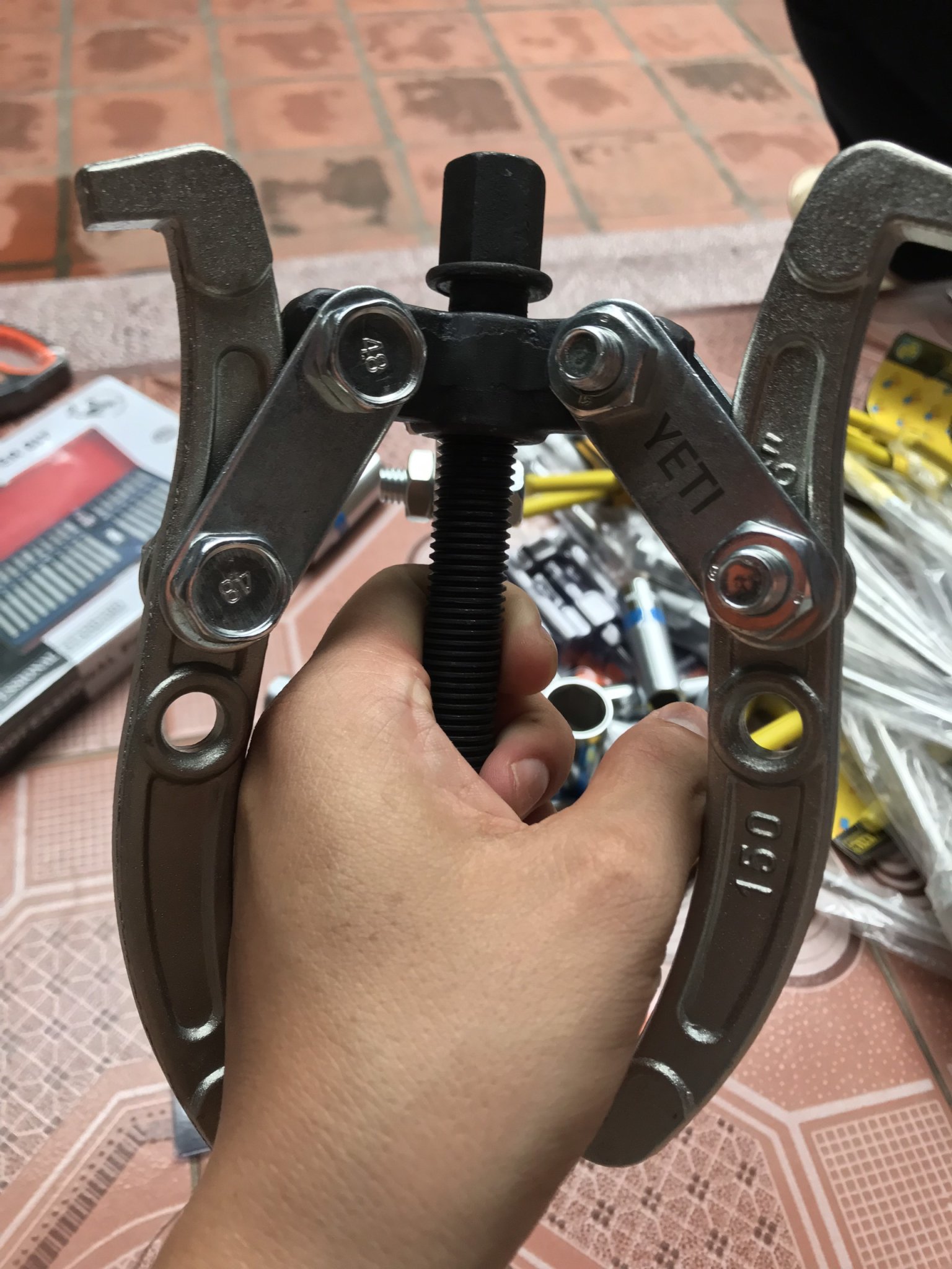 Cảo 3 Chấu 6'' 150mm 3 Lỗ