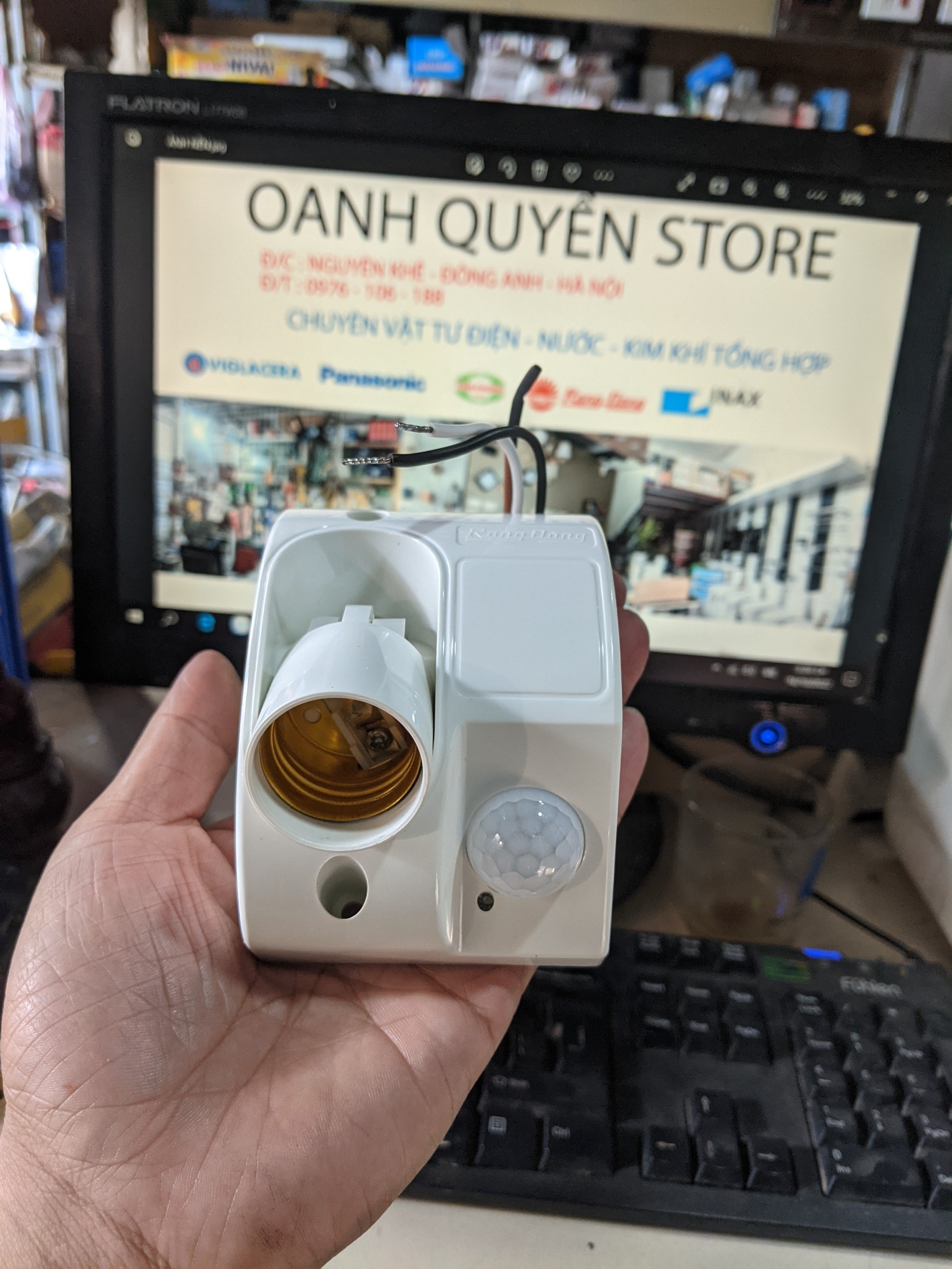 [CHÍNH HÃNG] Đui đèn cảm biến Rạng Đông