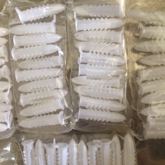 Tắc kê (nở nhựa) số 3/4/5/6 - Giá 1 bịch (100 con)