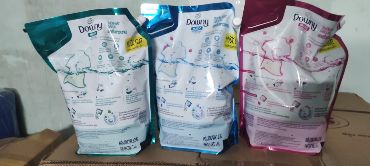 Nước giặt Downy Matic túi 3.05kg