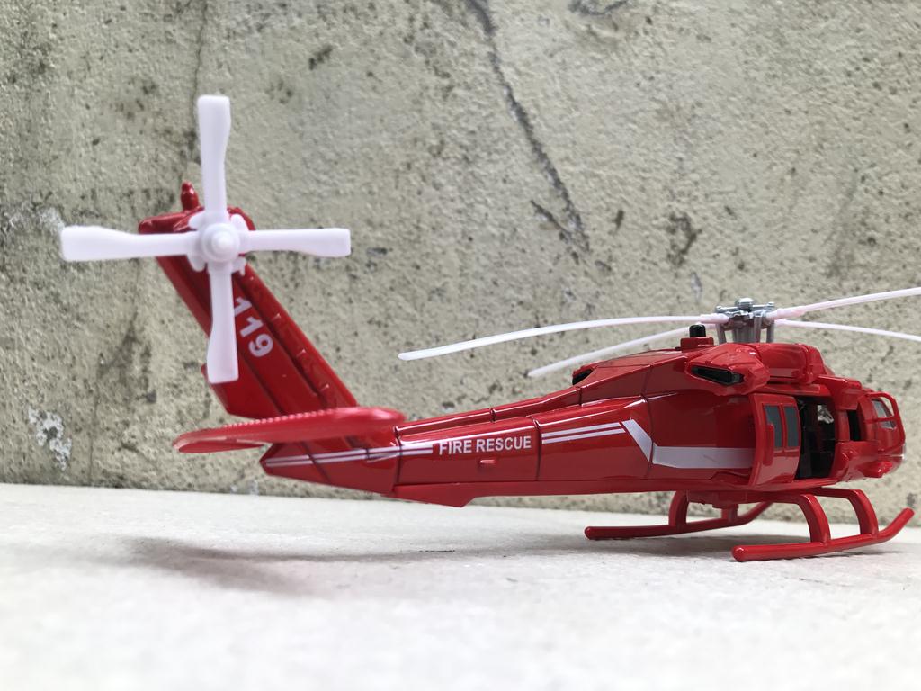 [HCM]Mô hình máy bay Trực Thăng UH-60 CỨU HỘ 1:72