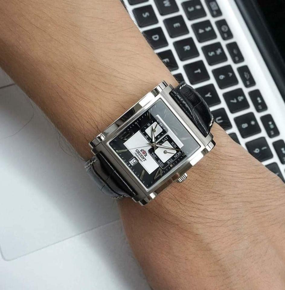 ĐỒNG HỒ NAM Orient Automatic FETAC006B0 - Mặt vuông độc đáo