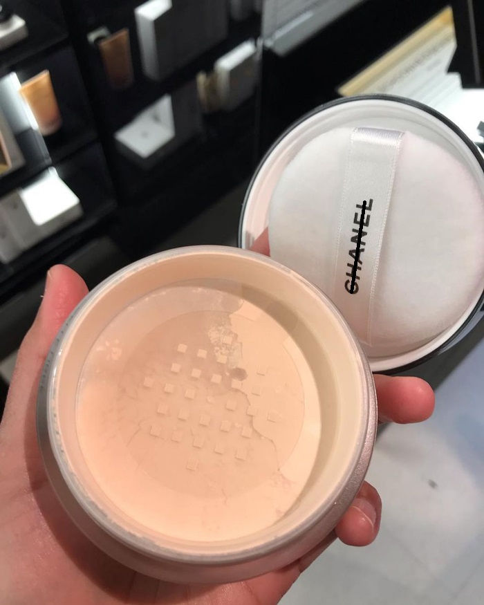 Phấn phủ POUDRE UNIVERSELLE LIBRE