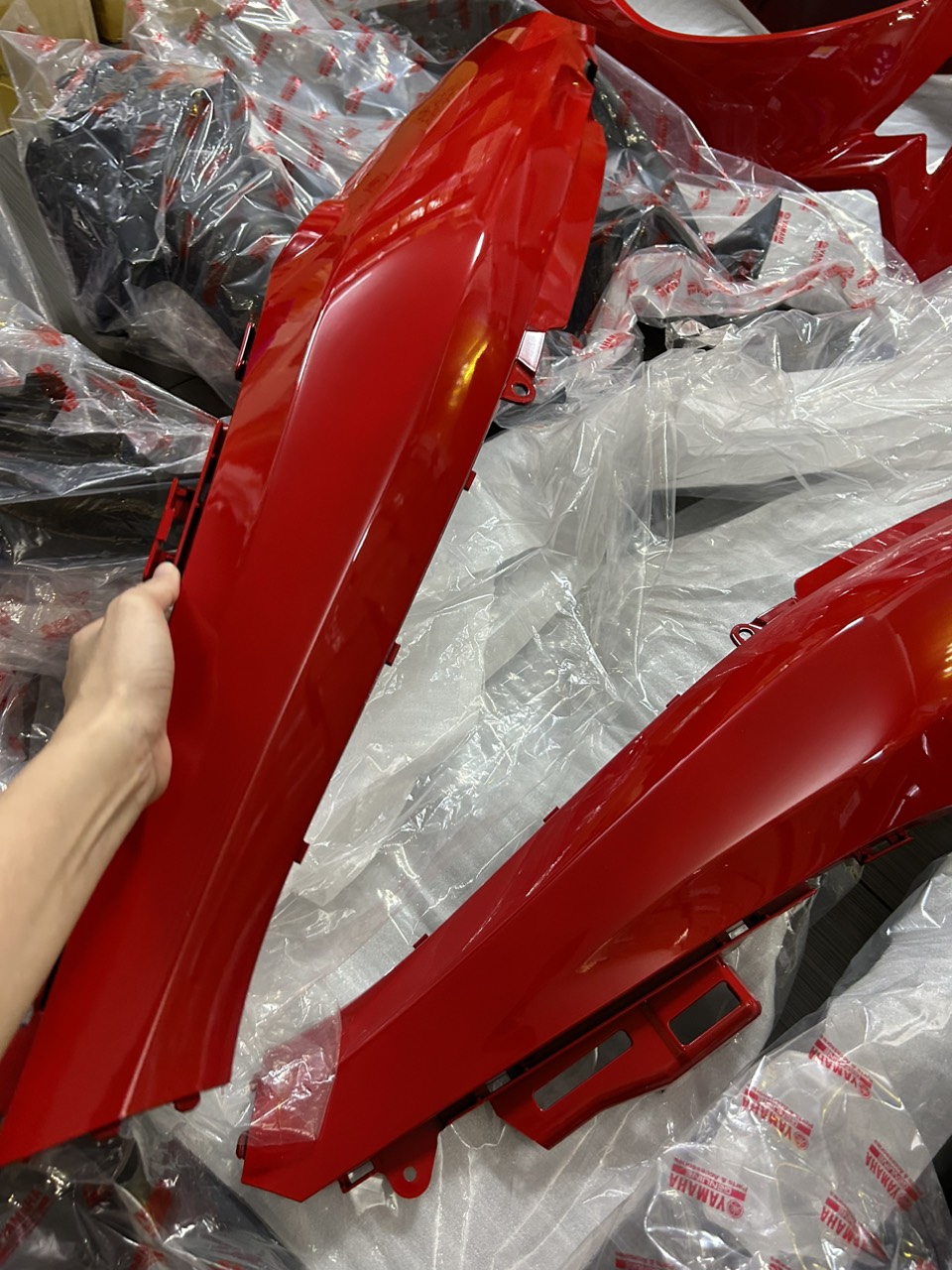 Dàn áo Sirius Fi 115 đỏ
