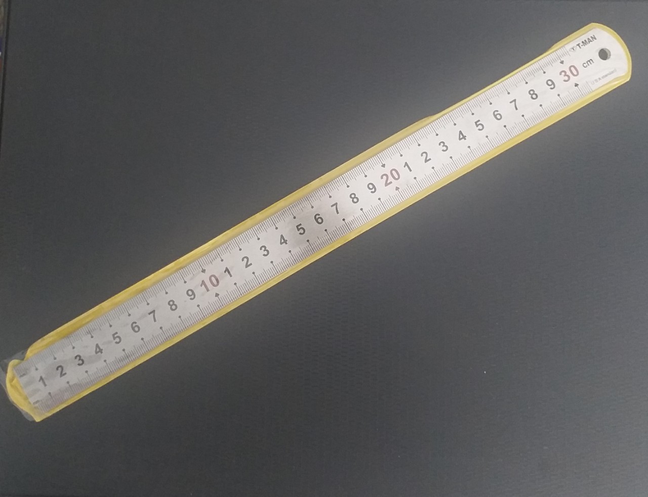 Thước kẻ sắt 30Cm/15 Cm