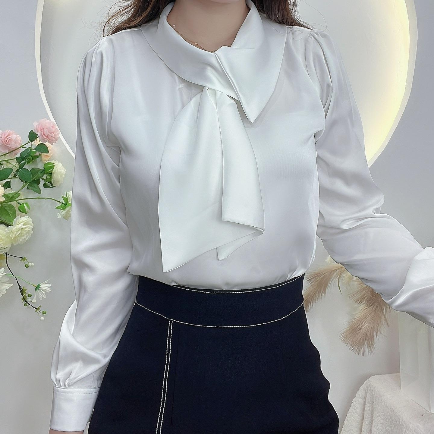 AM44 - [ẢNH VÀ VIDEO TỰ CHỤP] ÁO KIỂU TIỂU THƯ SANG TRỌNG