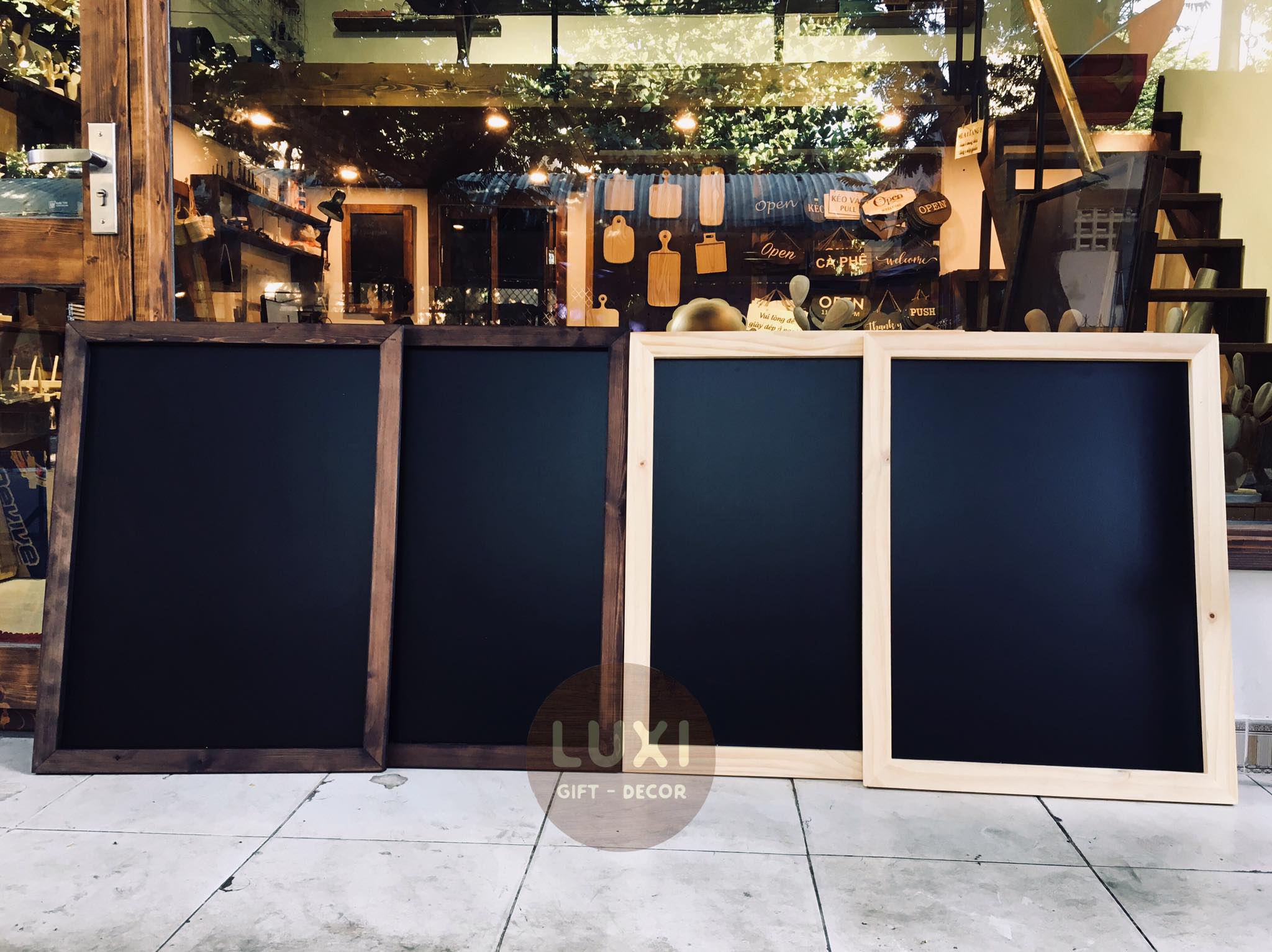 Bảng gỗ viết phấn 60x80cm (không kèm theo kệ đựng) LUXI decor