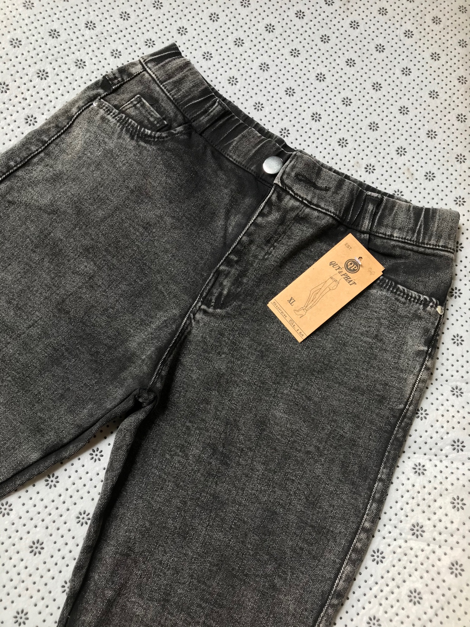 [HCM]Quần ôm kaki muối tiêu ( size 40-60kg)
