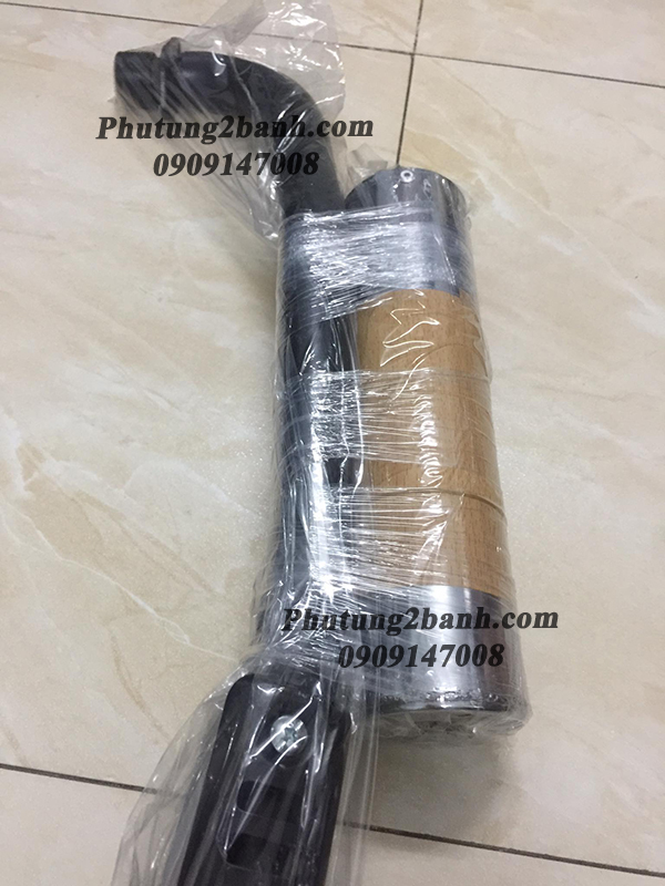 Cây pô xe Max