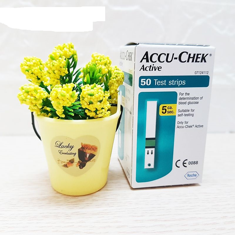 Que thử đường huyết Accu-Chek Active 50