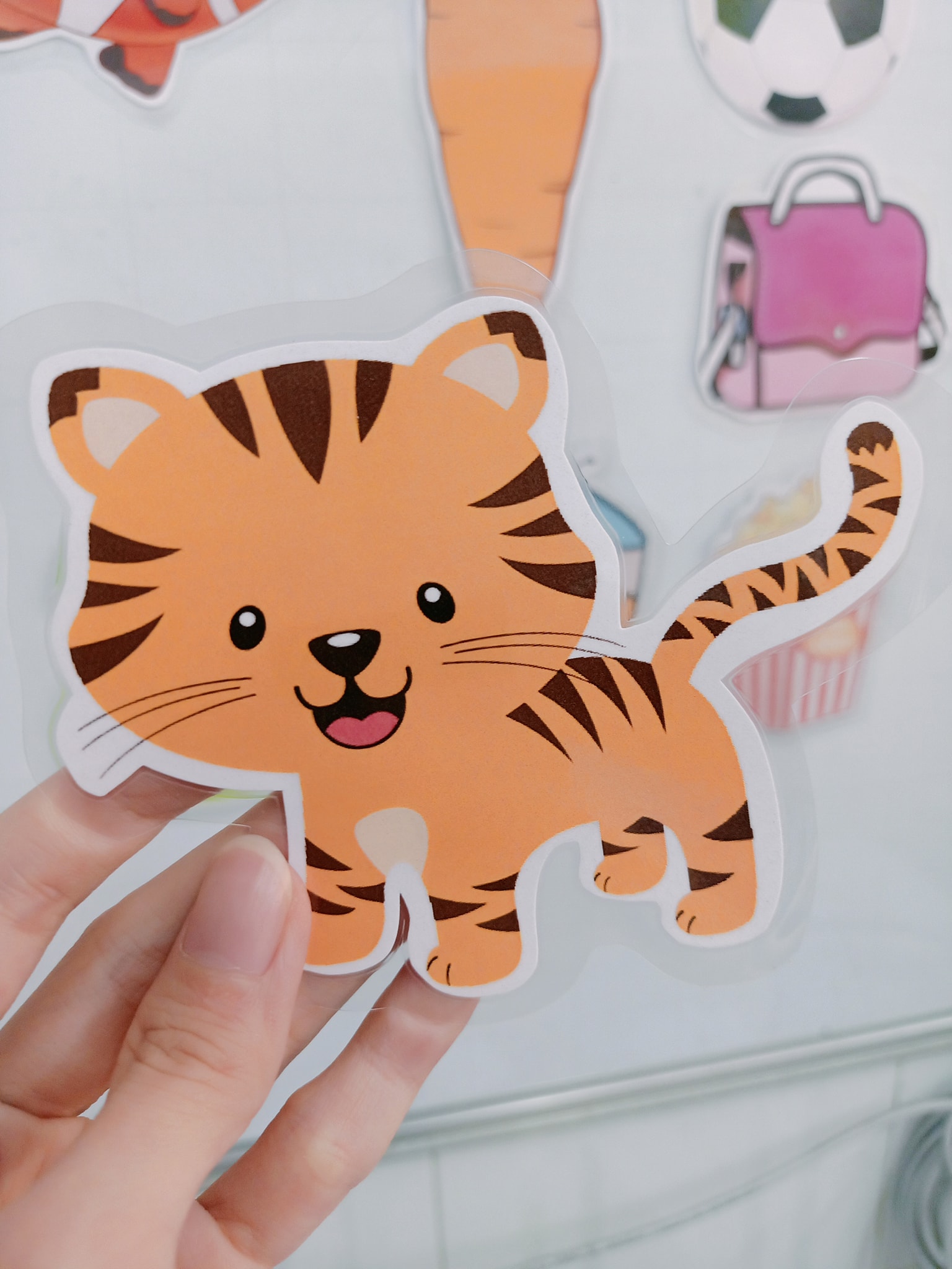 Mẫu vật hình dễ thương ép plastic (10 hình giống nhau)