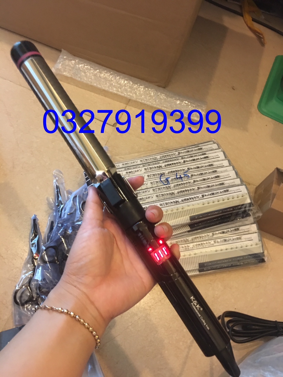 K&K Máy Uốn Tóc Cao Cấp Hàn Quốc Xoay Trục 5 Mức Nhiệt 140-220 Độ LED Hiển Thị Nhiệt Độ Tích Hợp Khóa Xoay 360 Độ Dễ Dàng Sử Dụng