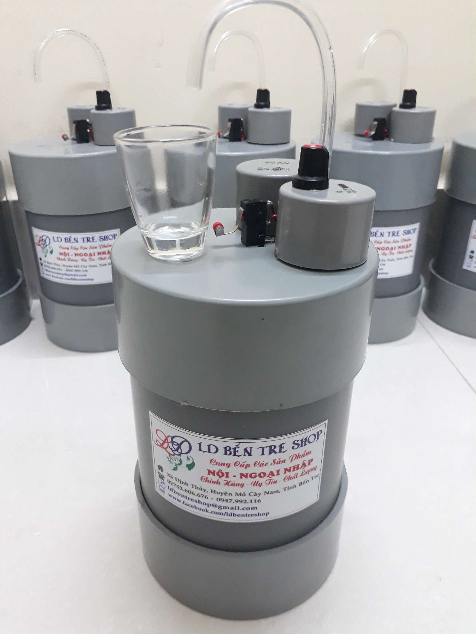 Bình rót ruợu điện tử tự động - Thương hiệu LD Bến Tre Shop (Rẻ mà chất - Tặng cáp sạc)