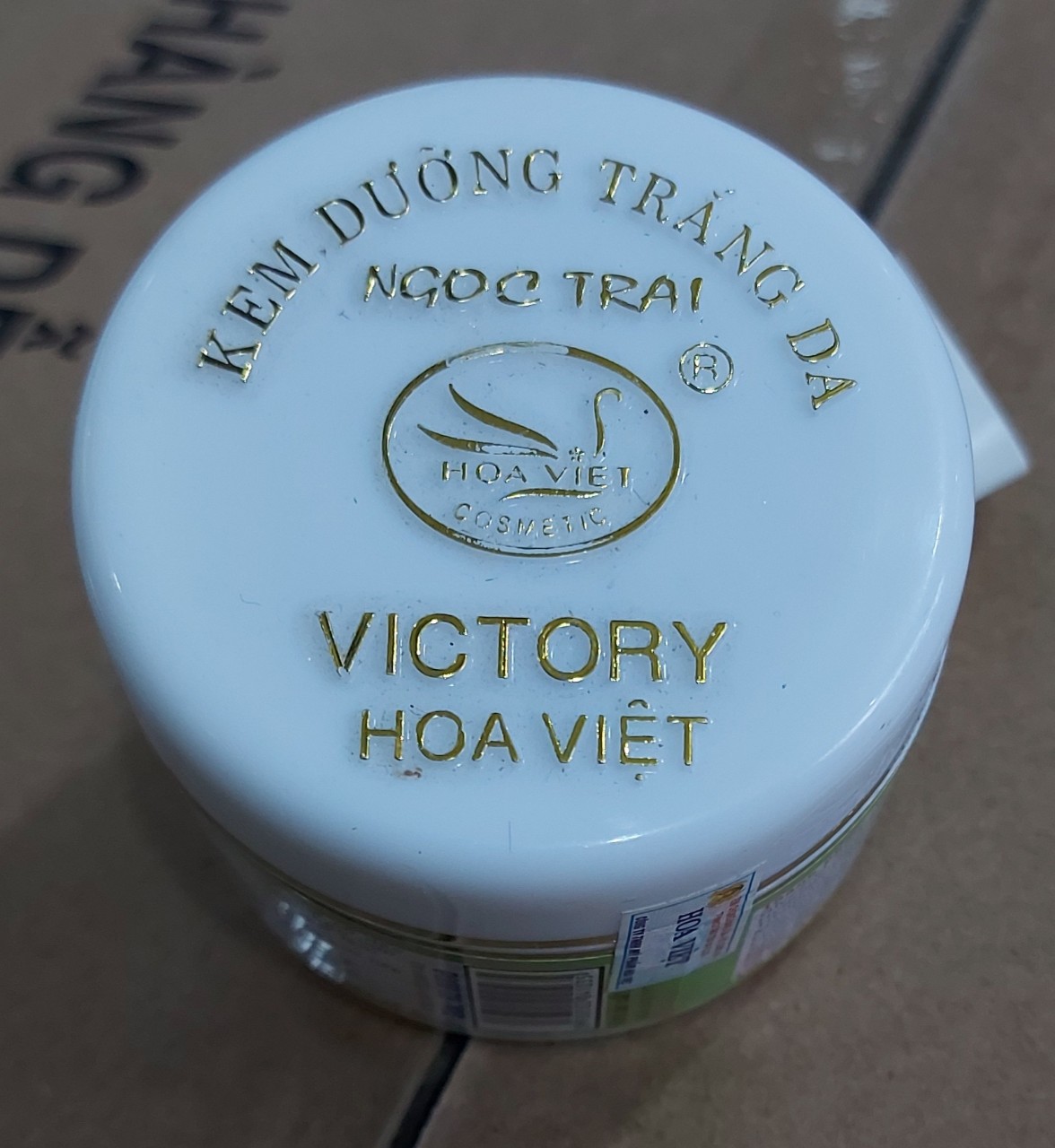 kem trắng da ngọc trai chính hãng (hoa việt)