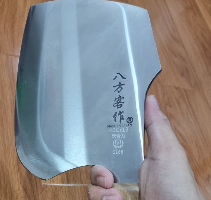 Rìu chặt xương bò hàng bãi Nhật