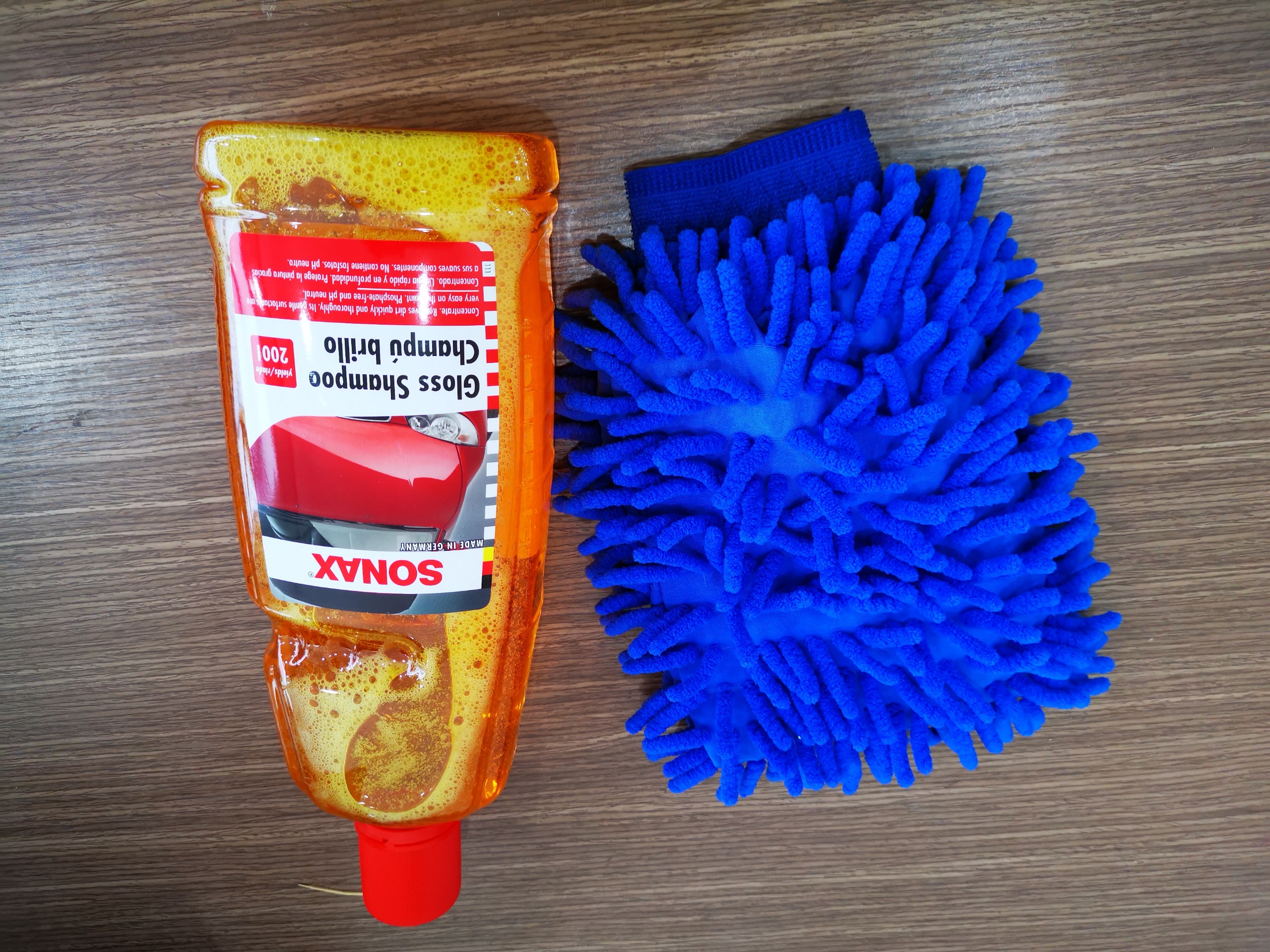 [HCM]Combo Nước Rửa Xe Sonax Kèm Bao Tay Rửa Xe 2 Mặt