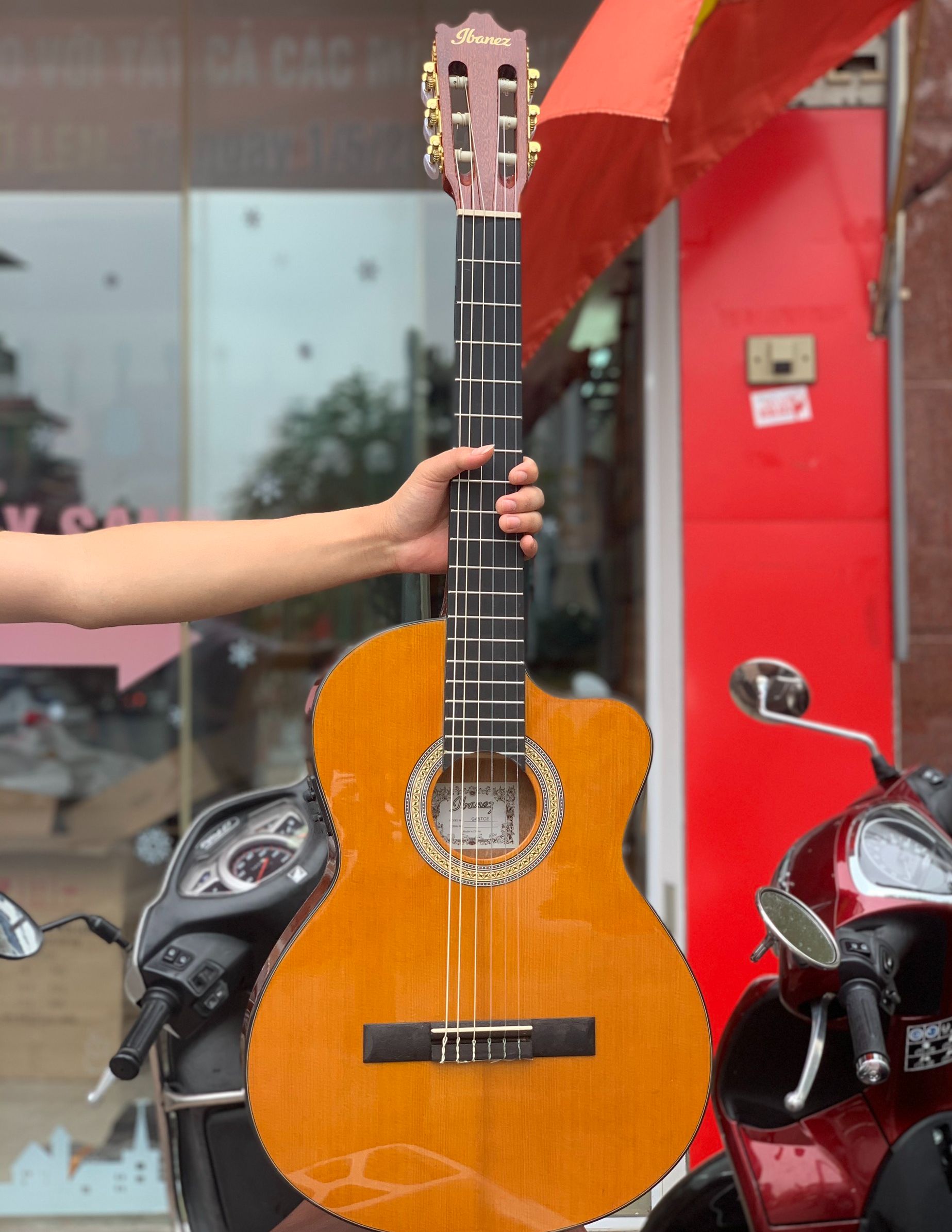 Đàn guitar Ibanez classic EQ GA5TCE