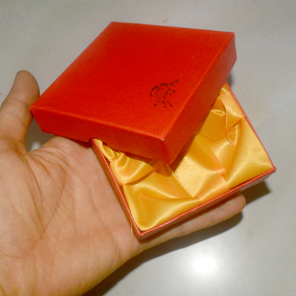 [HCM]Hộp đựng chuỗi làm quà tặng