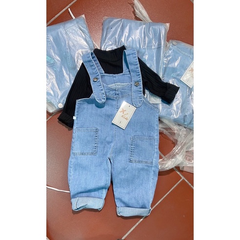 [SET BÉ GÁI] Set yếm jean xanh mã mới cho bé gái (9-19kg)
