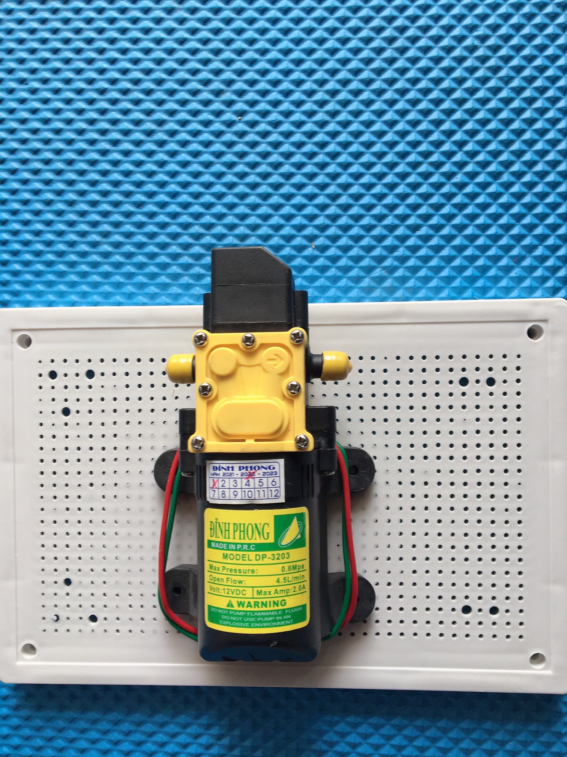 Máy bơm nước mini 12v-(bơm tăng áp, bơm phun sương,máy rửa xe)