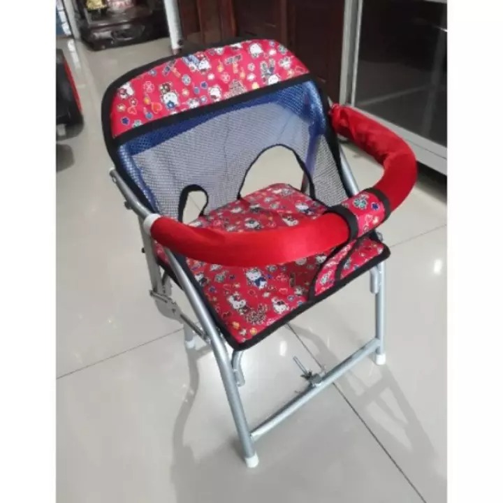 Ghế đi xe máy số sắt xếp gọn được