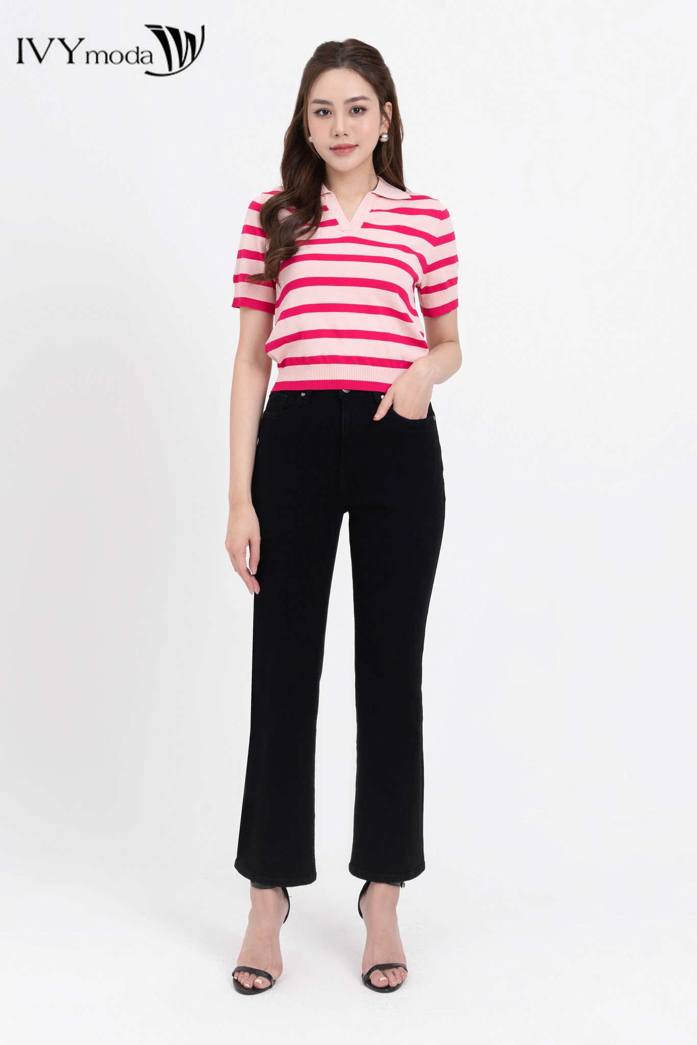 Áo len mỏng họa tiết kẻ ngang IVY Moda MS 57M7847