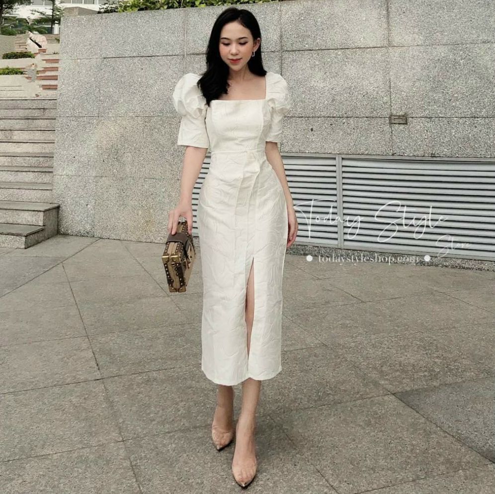 Đầm midi trắng cổ vuông