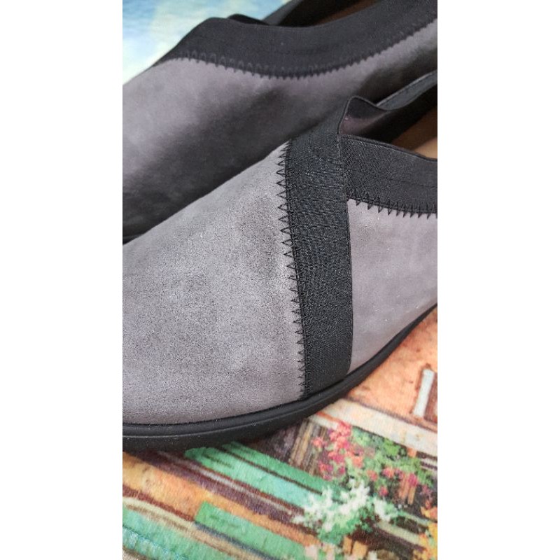 [HCM]SaleGiày hiệu Clarks da lộn xuất khẩu