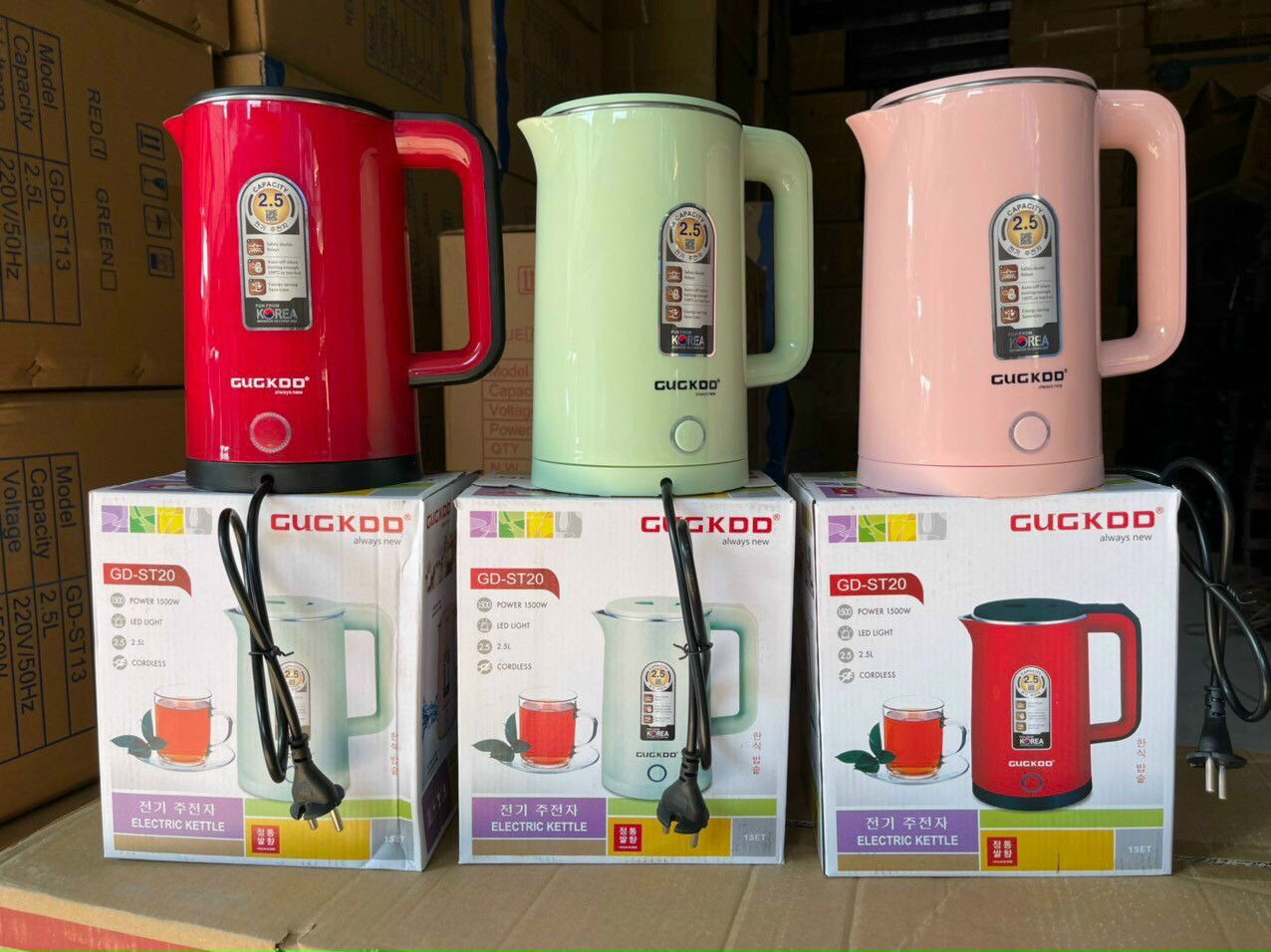 Ấm đun nước Cuckoo ST20