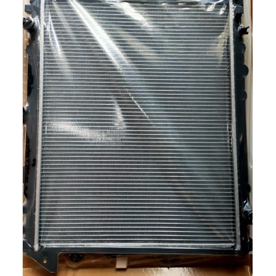 KÉT NƯỚC INNOVA 2005-2016 SỐ SÀN (HÀNG ĐẸP)